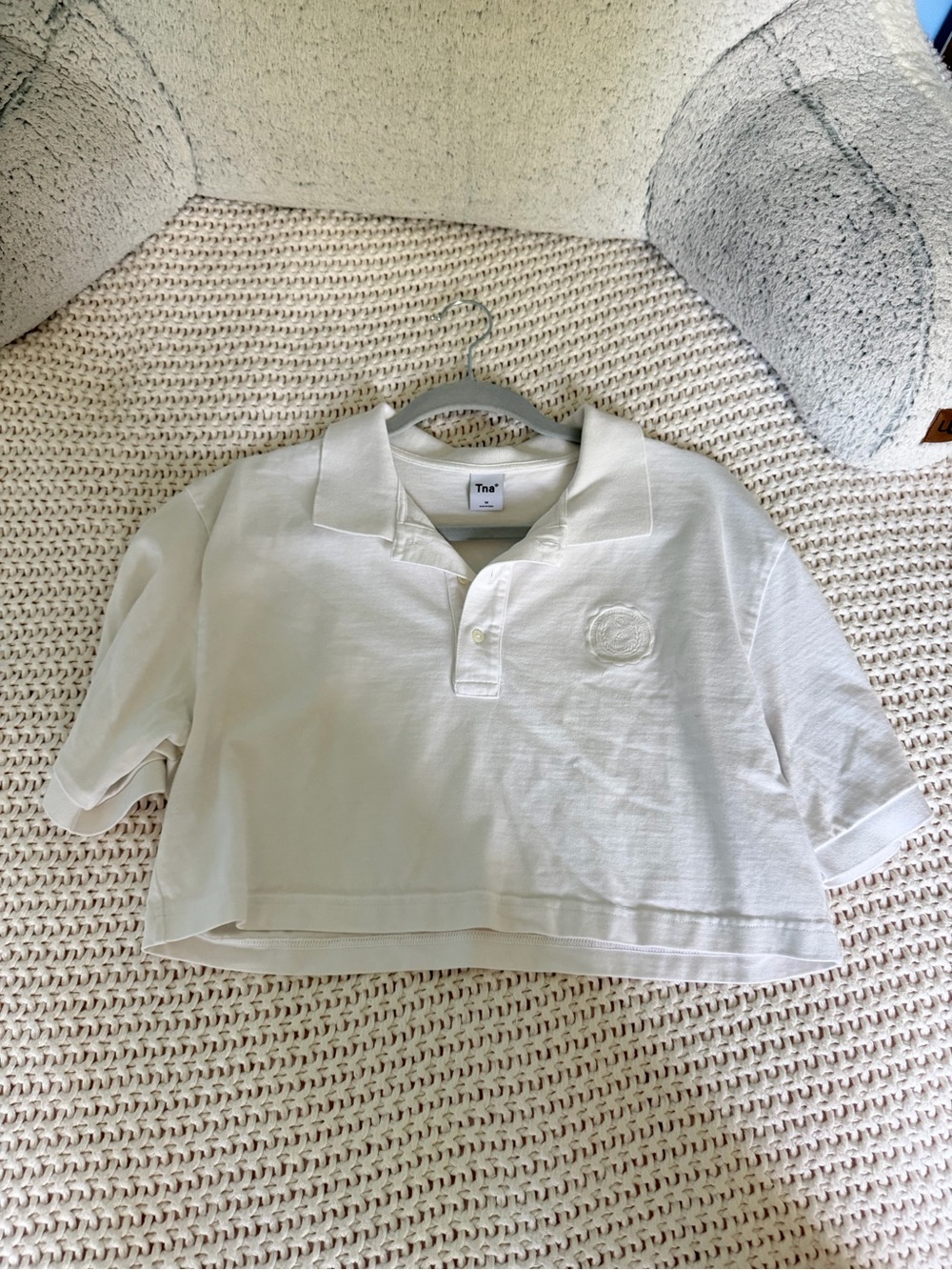 Aritzia TNA White Polo Crop Top with Crest